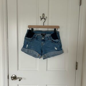 Indigo Blue Light Blue Denim Roll-Cuff Jean Shorts